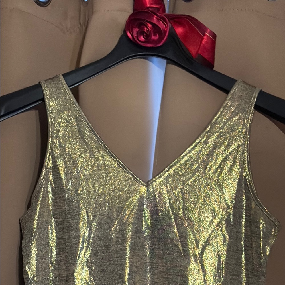 White House Black Market Gold Sleeveless Top - Picture 3 of 6